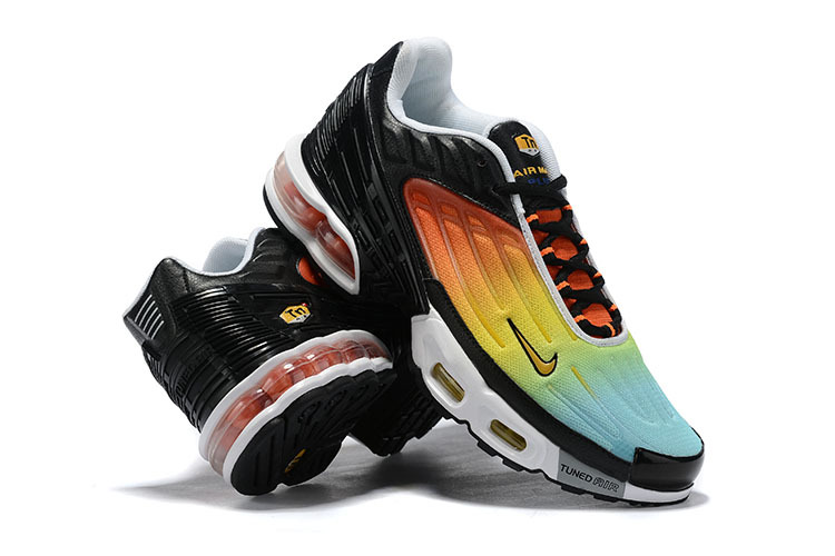 multicolor sneakers nike