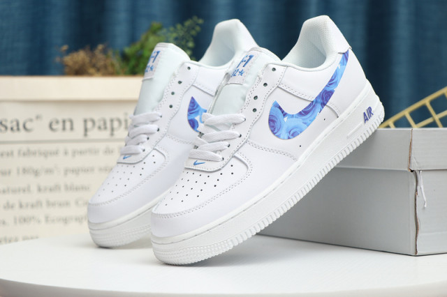 do nike air forces run big